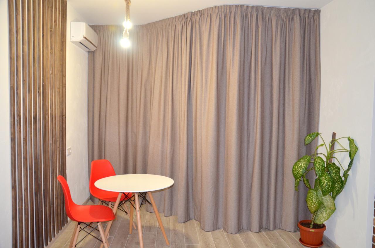 Sky Apartment Virmenska キエフ エクステリア 写真